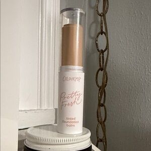 LIGHT 7 ColourPop Pretty Fresh Tinted Foundation Balm